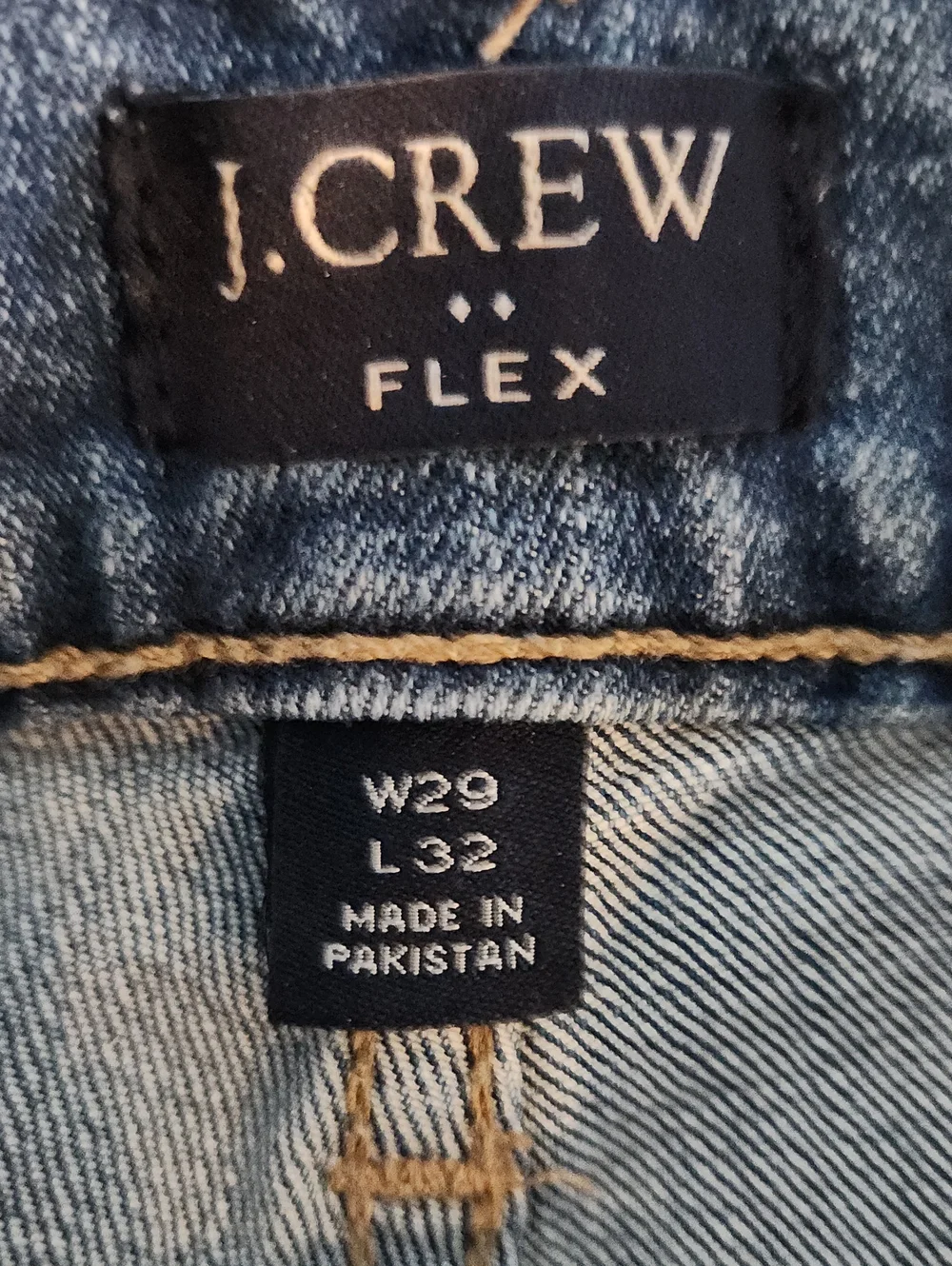 J. Crew Men’s Flex Slim Straight Jeans |  Med Blue Wash | Size W29 x L32 Preppy